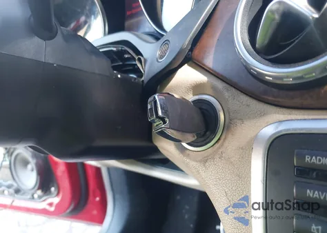 2015 Mercedes-Benz Gla 250 z USA, uszkodzony, nr VIN WDCTG4EB1FJ131770